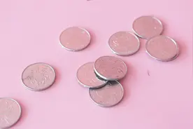 才知道钱包里放两枚硬币还有这种好处，关键时候能帮大忙视频封面