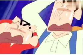 衰——小新爸爸拿最后的硬币挑战抓娃娃结果全败！又要管美伢要钱了视频封面