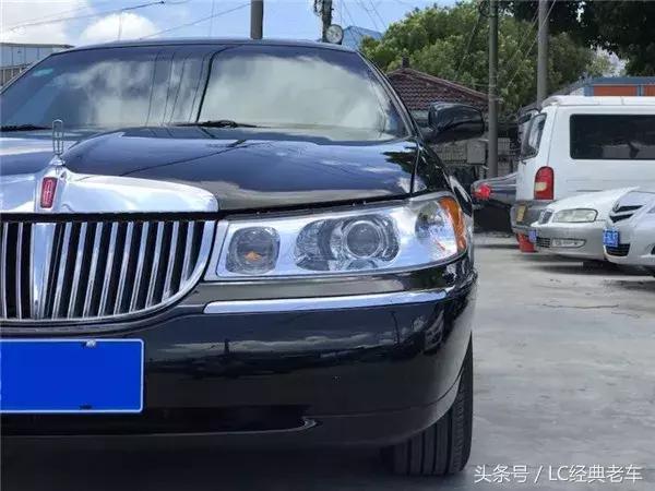 美系豪华的绝唱,第三代林肯城市Town car