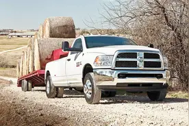 这才是美国人的农用车，6.7L大排量柴油车，美国人的五菱宏光