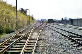 山东到江苏即将迎来一条铁路，力争今年开工建设，沿线有新机遇视频封面