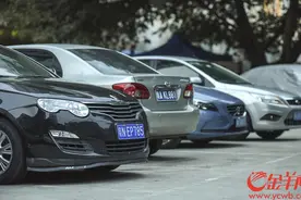 开四停四开罚第一天 广州市内停车场本地车居多图片