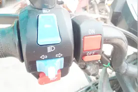 摩托车怎么装双闪开关啊？安全行车很重要！视频封面