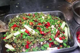 万州烤鱼凭什么享誉全国？重庆大厨亲自演示，揭开美味背后的秘密