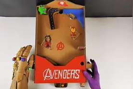 快来阻止灭霸拿宝石，看手工达人自制复仇者联盟弹球玩具