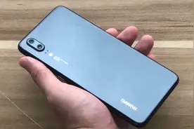 价值3099元的华为P20开箱：哇，这才是华为最漂亮的手机！视频封面