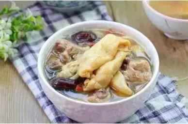 花胶炖白莲子 2026年花胶炖白莲子怎么做 花胶炖白莲子 2026年花胶炖白莲子怎么做