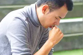 为什么感冒后会伴有咳嗽的症状？今天可算知道了视频封面