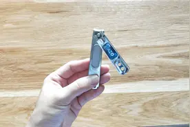剪刀指甲刀变钝不要紧？教你一招，立马锋利如初视频封面