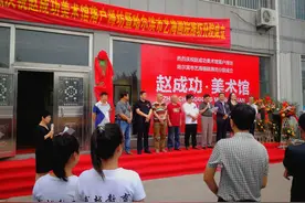 北方风景画家赵成功美术馆落户潍坊！图片