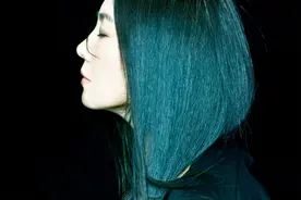 丁薇《风度》MV