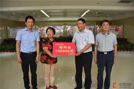 惠济区区长马军教师节前慰问一线教师图片