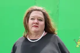 我说这张脸全是假的你信吗？硅胶假体特效化妆，逼真到你无法想象