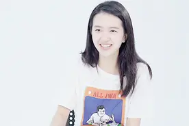 许龄月回复粉丝私信，主动见面送拥抱还拍照？太宠粉了吧！视频封面