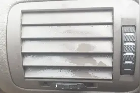 汽车空调开时间长了风道有水滴，说明制冷好？汽修技工分享看法