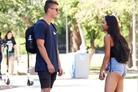 街头测试：小姐姐我想和你处CP，妹子们会有什么反应？