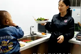 第一次用微波炉蒸鱼，没想到那么好吃！