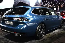 全新508怒推旅行版！颜值又上新高，无框车门，超跑内饰，真要火视频封面