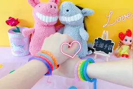 真正的塑料姐妹情？花甜用吸管DIY公主手链，没想到成品还挺美的视频封面