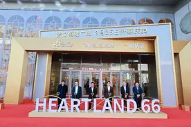作为疫情后首个亮相的奢侈品商场，我们要如何评价武汉恒隆广场？图片
