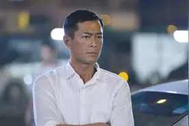 古天乐捐款过亿，成龙紧随其后，而冯小刚的捐款数字却非常惊人！视频封面