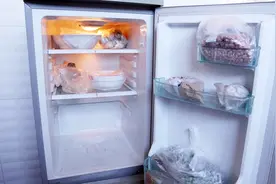 冰箱冷藏室用不久就出现大量水珠？可能是你这4个方面没做好视频封面