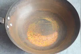 废旧铁锅别扔，用来栽花，放在家里太有艺术气息了视频封面