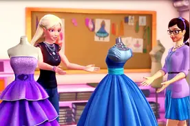 设计师女孩和芭比一起找灵感，设计出漂亮的裙子大家都很满意