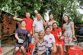 全红婵最爱吃肉！自助餐能吃40分钟，吃完还带饼干水果回宿舍图片