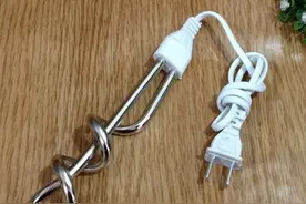 大学宿舍有这3大“神器”的同学，学姐：等着被舍友借来借去吧图片