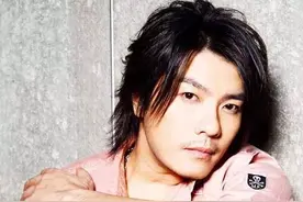 “亚洲歌圣”阿杜：包工头歌手的爆火以及消失之谜图片