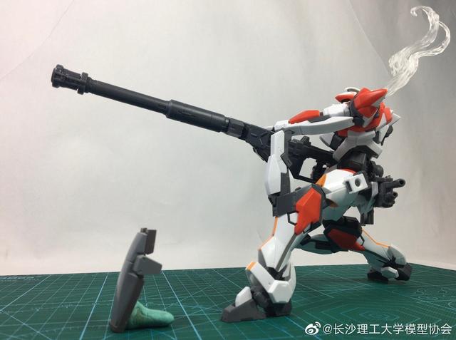 宅客模玩原创测评：青岛社 1/48 烈焰魔剑 测评（素组+展示部分）