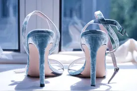 一百块就能上脚涨气质的小CK美鞋，舒服又性感的高跟就它了图片