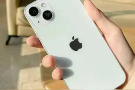 一个手机的寿命是多少年呢？你的手机是否已经步入暮年了呢？图片