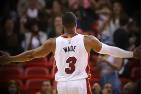 韦德职业生涯薪资详细，为什么只有2个赛季超2000万？图片