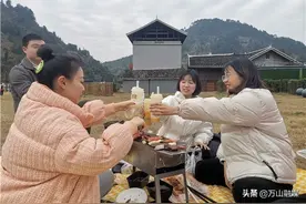 铜仁万山：天冷民宿“热”图片