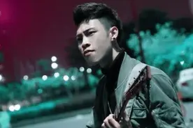 广东雨神跟许华升长达8年的兄弟情，为何因为一场直播分崩离析？图片