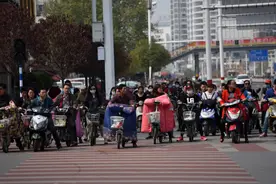 电动车牌全面普及，4种颜色代表不同含义，你都知道什么意思吗？图片