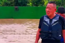 捐款7800万的于东来，活该发财图片