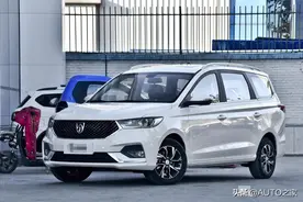 全新宝骏360到店！六座大空间+1.5T，落地6万，真帅气图片