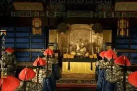 清朝最后一次早朝：大臣们干脆不跪拜，隆裕太后大哭祖宗图片