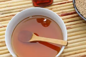 一斤香油15元，什么样的芝麻才能磨出？告诉你假香油的真相图片