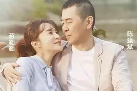 陈建斌的激荡情史，靠才华迷倒4个女人，追蒋勤勤套路多图片