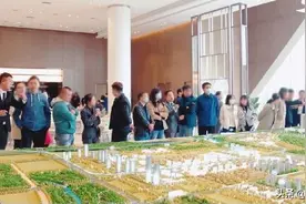 新政后，5盘登记：均价1.22万/㎡起，1盘已锁定“千人摇”图片