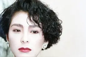 让人惊艳的夏文汐，香港一代女神，却在巅峰期为了爱情而隐退图片