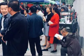 湖南近800名高一新生被清退，家长无奈，想读高中咋这么难图片