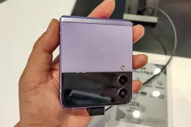 华为mate v即将发布？这是翻盖折叠屏手机？图片