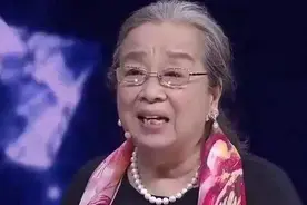 李明启：幼年丧父，家境贫寒，演容嬷嬷太出色被观众记恨十几年图片