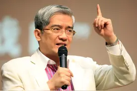 比吴秀波还渣的大叔——“狼教授”猎艳记图片