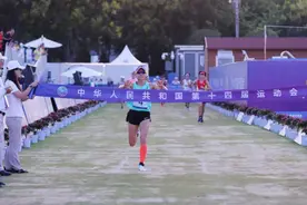 逆风翻盘！公安运动员夺取金牌图片